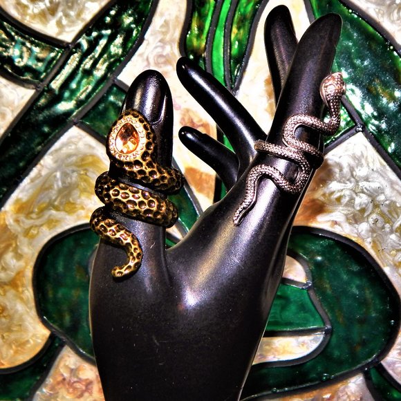 Jewelry - <3 Your CHOICE of Sweet Snake Rings <3